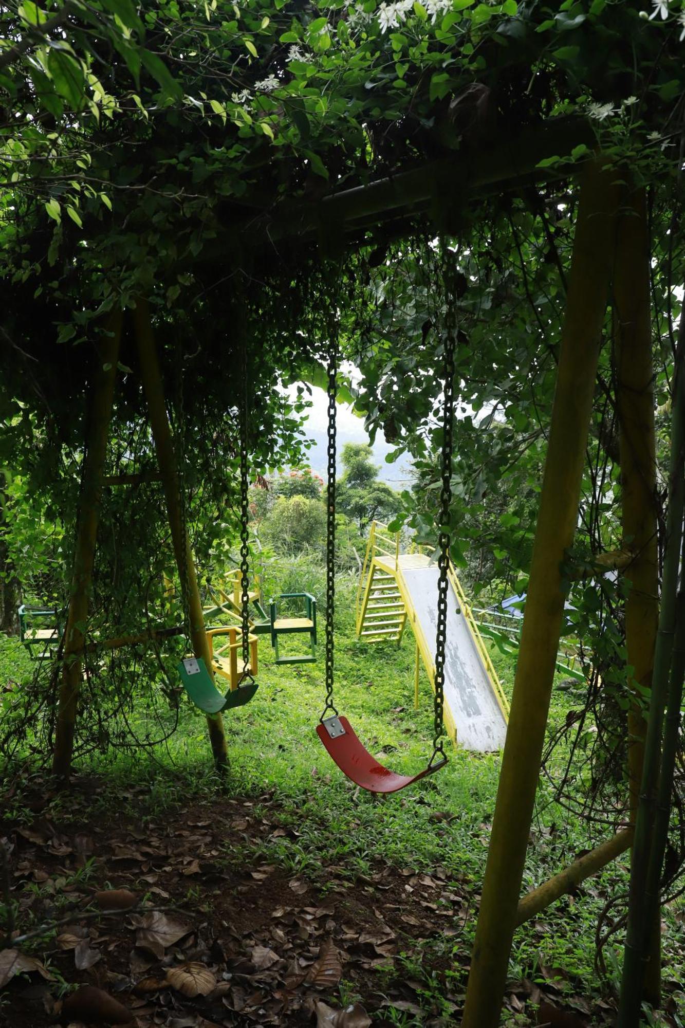 Nature Villa Anachal Bagian luar foto